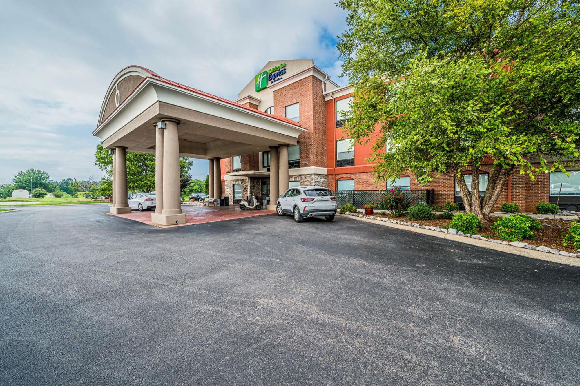 Holiday Inn Express Hotel & Suites Franklin By Ihg Dış mekan fotoğraf